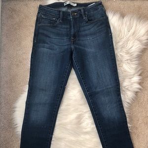 Levi’s skinny jeans